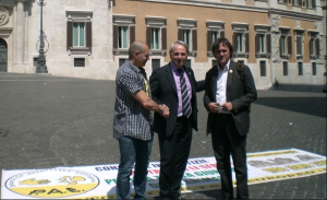 Stefano Fuccelli presidente PAE, Gianni Mancuso parlamentare, Angelo Bonelli presidente Verdi